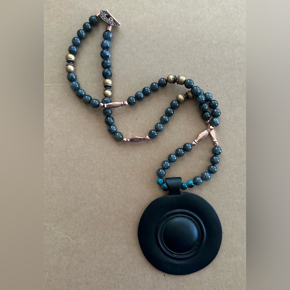 30 inch long Labradorite bead Necklace NWOT - Picture 3 of 12